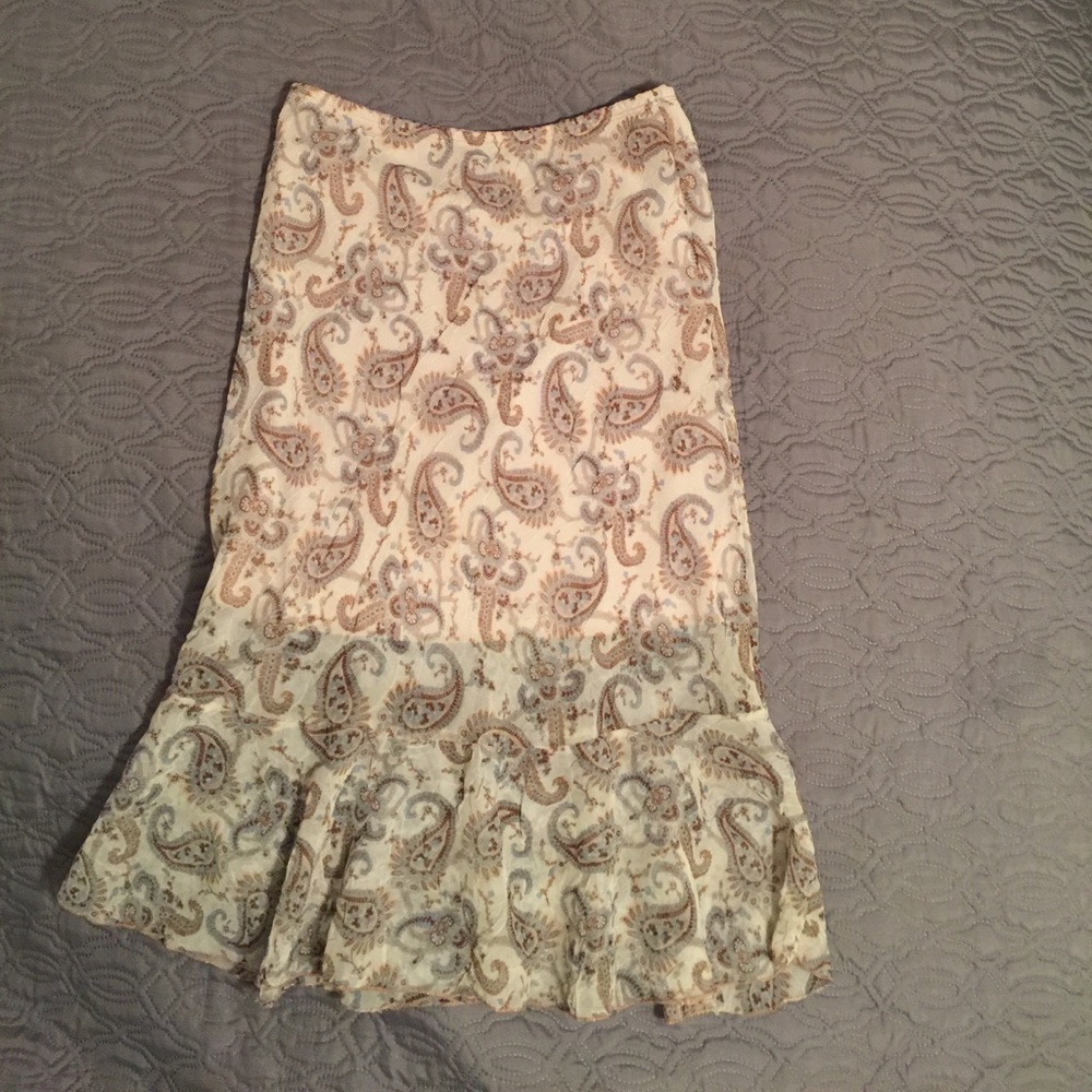 Women’s skirt
